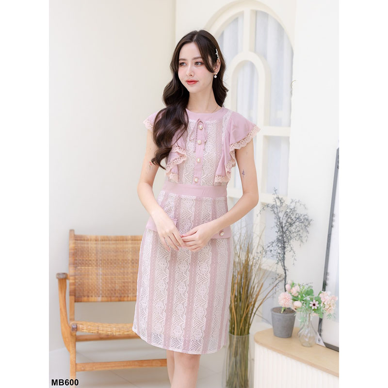 kudapy เดรสสั้นสีชมพู/สีดำ ลูกไม้ลายทางแขนกุดแต่งกระเป๋า