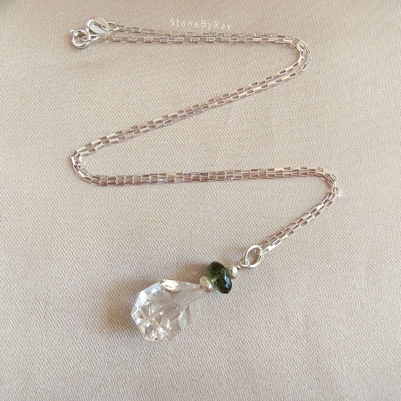 สร้อยคอเงินจี้สะเก็ดดาวโมดาไวต์กับเฮอร์คิเมอร์ไดม่อน Moldavite+Herkimer Diamond