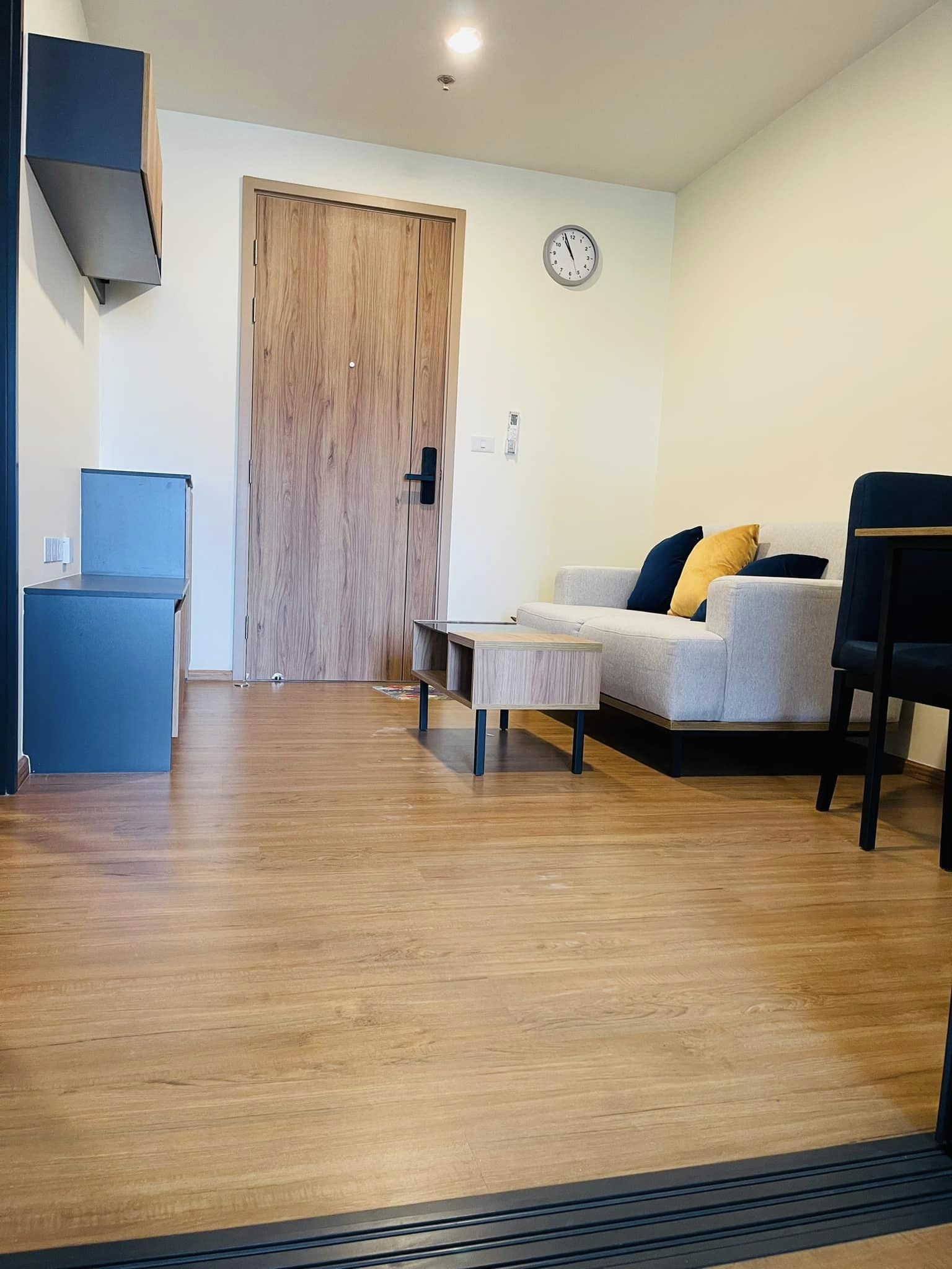 ปล่อยเช่าคอนโด THE LINE VIBE Phahonyothin (เดอะ ไลน์ ไวบ์ พหลโยธิน) - ห้องใหม่ผู้เช่ารายแรก 1ห้องนอน 1ห้องน้ำ 1ห้องนั่งเล่น - ใกล้ BTS ห้าแยกลาดพร้าว - ขนาดห้อง 37 ตรม. ชั้น 19