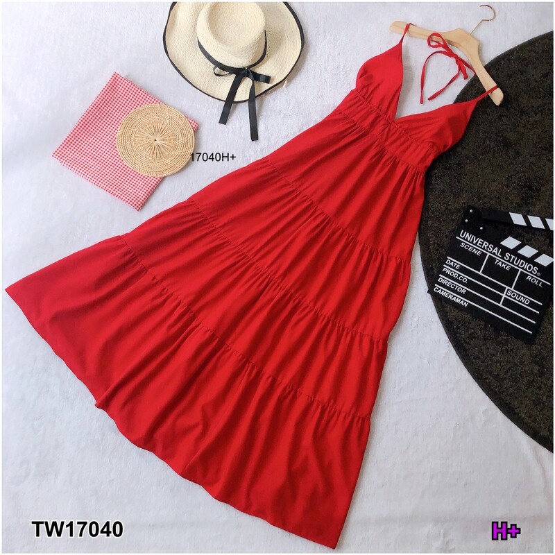 kudapy แม็กซี่เดรสสีบานเย็น น้ำตาล สายเดี่ยวผูกคอยาว เนื้อผ้าไหมอิตาลี่ มีเชือกผูกหลัง อกเสริมฟองน้ำ ใส่ไปเที่ยว