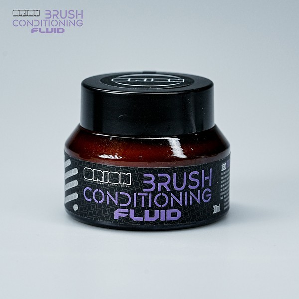 8853100904523 brush conditioner fluid 30ml. ครีมช่วยฟื้นฟูและคงความนุ่มของพู่กัน