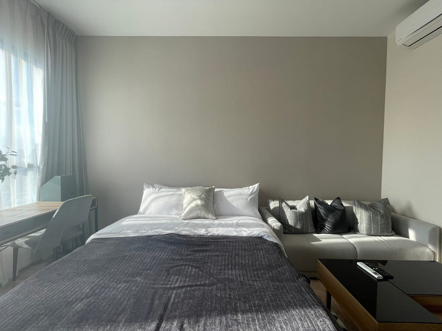 ให้เช่าคอนโด ไนท์บริดจ์ ไพร์ม อ่อนนุช (Knightsbridge Prime Onnut) โซนพื้นที่ BTS อ่อนนุช 📍 ห้องแบบ Studio / 1ห้องน้ำ / โซนครัวปิด · ขนาดห้อง 27 ตรม. ชั้น 10