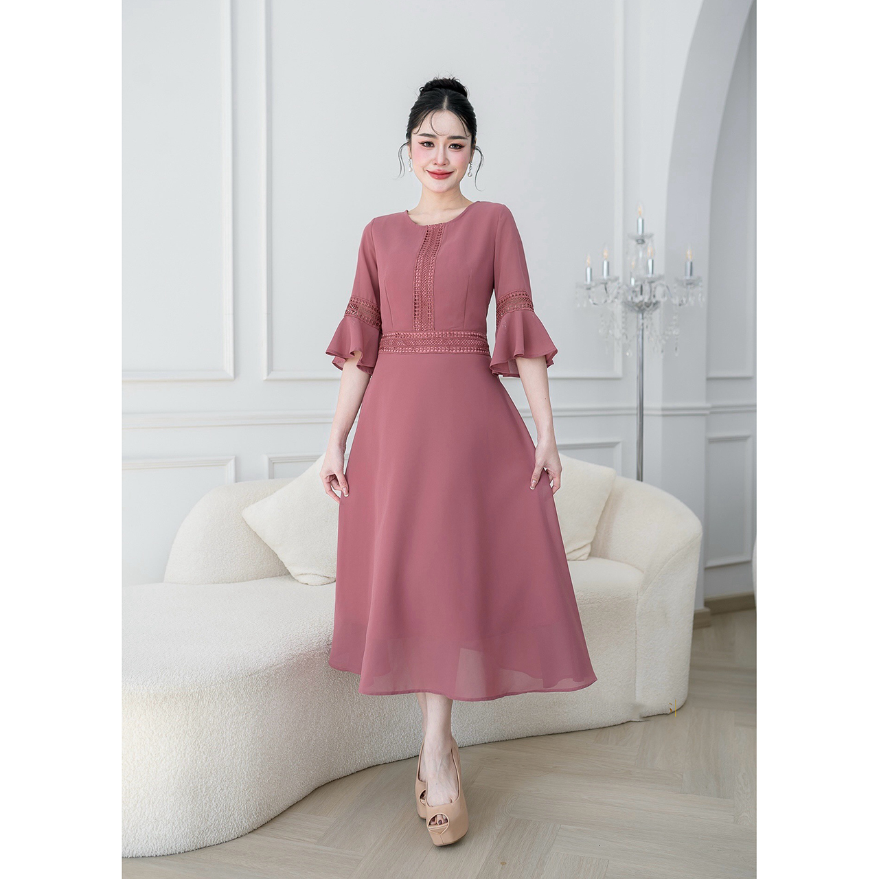 kudapy เดรสยาว ผ้าชีฟอง แต่งคาดลูกไม้ทั้งชุด ผ้าเบาใส่สบายใส่ได้ทั้งวัน มีซับในอย่างดี ซับในยาว