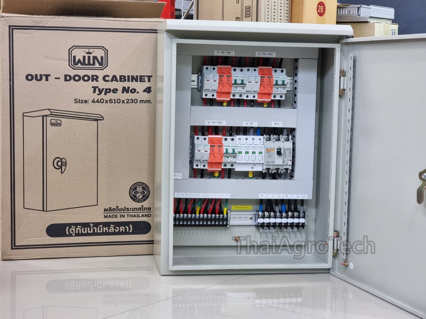 ตู้คอมบายเนอร์ สำหรับระบบโซล่าเซลล์ AC-DC combiner box 3string ขนาด 15-20kw 3phase ongrid system (ตู้กันน้ำแบบมีหลังคา)