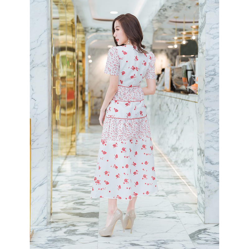 kudapy เดรสยาวสีแดง/สีม่วง กระโปรงพลิ้วลายดอกลายดอกแขนสั้นคอวีสวยดูดี