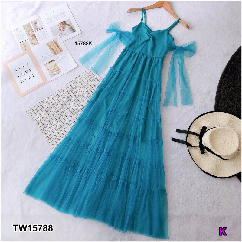 kudapy แม็กซี่เดรสสายสีชมพู น้ำตาล เขียว แดง เดี่ยวตาข่ายทั้งชุด มีซับใน มีสม็อคหลัง ดีแขนแขน 2 ข้าง ผูกโบว์ สีพื้น