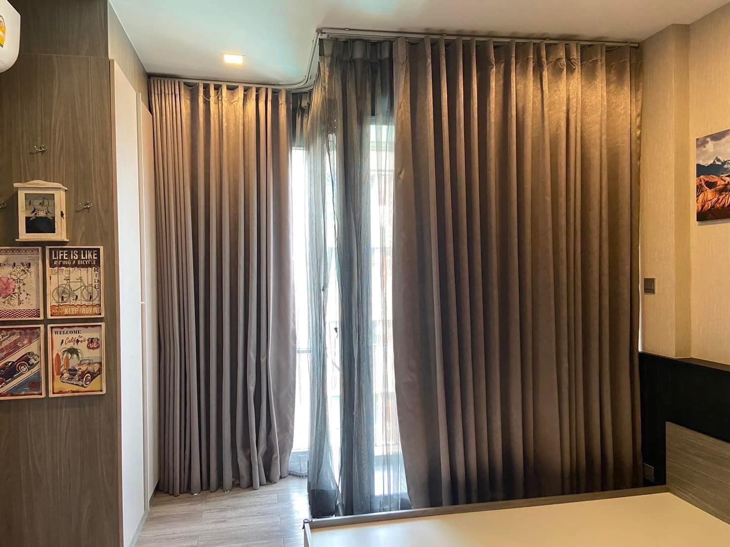 ให้เช่าคอนโด Brown Ratchada 32 (บราวน์ รัชดา 32 ) - ตกแต่งเฟอร์ครบวิวสระว่ายน้ำ - การเดินทาง: MRT ลาดพร้าว