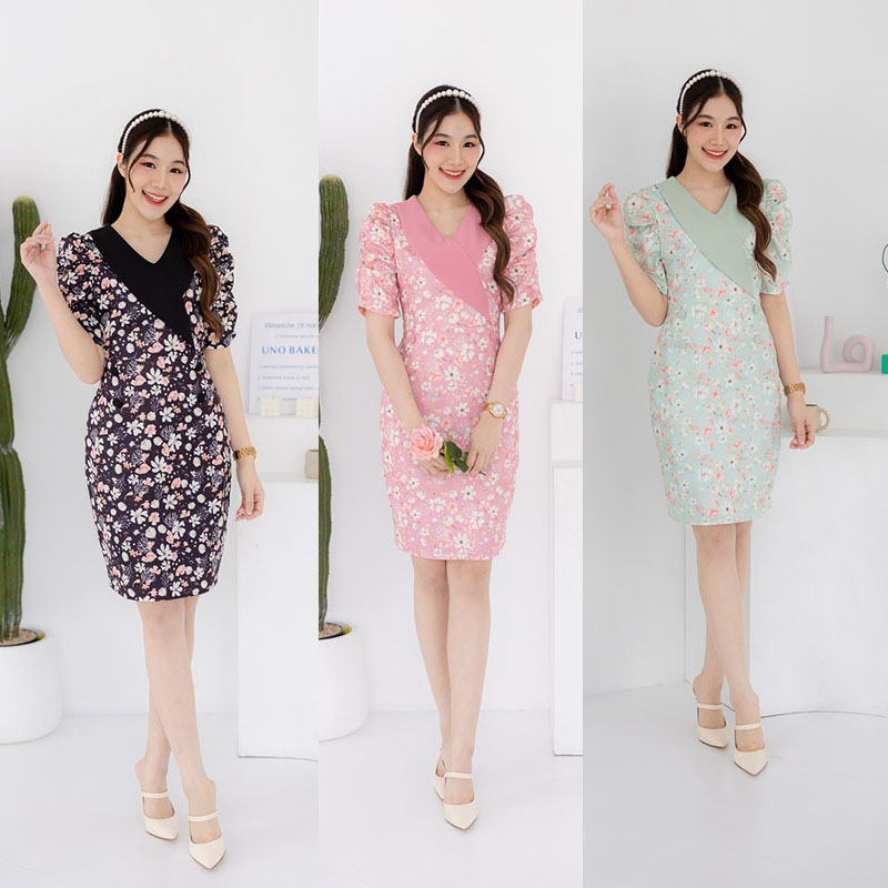 kudapy เดรสสั้นสีดำ/สีชมพู/สีดขียว ทรงสูทงานผ้าอัดลายดอก คอปก แต่งแขนพองตุ๊กตา