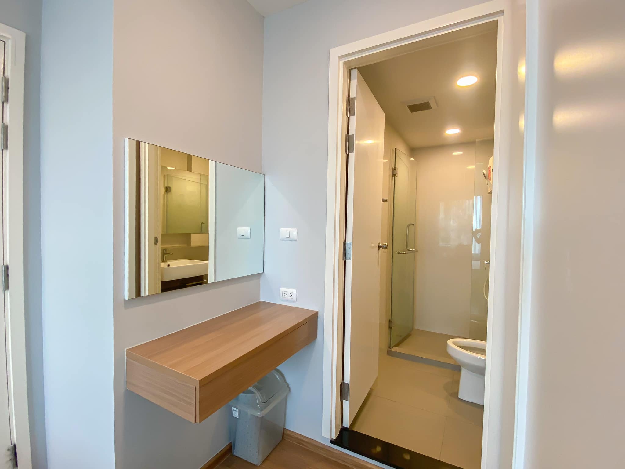 ให้เช่าคอนโด Proud III Chaengwattana (พราว 3 แจ้งวัฒนะ) - ห้องใหญ่ตรงข้ามเซ็นทรัลแจ้งและสถาบันการจัดการปัญญาภิวัฒน์(PIM) - การเดินทาง: ใกล้รถไฟฟ้าสีชมพู MRT แจ้งวัฒนะ-ปากเกร็ด 28