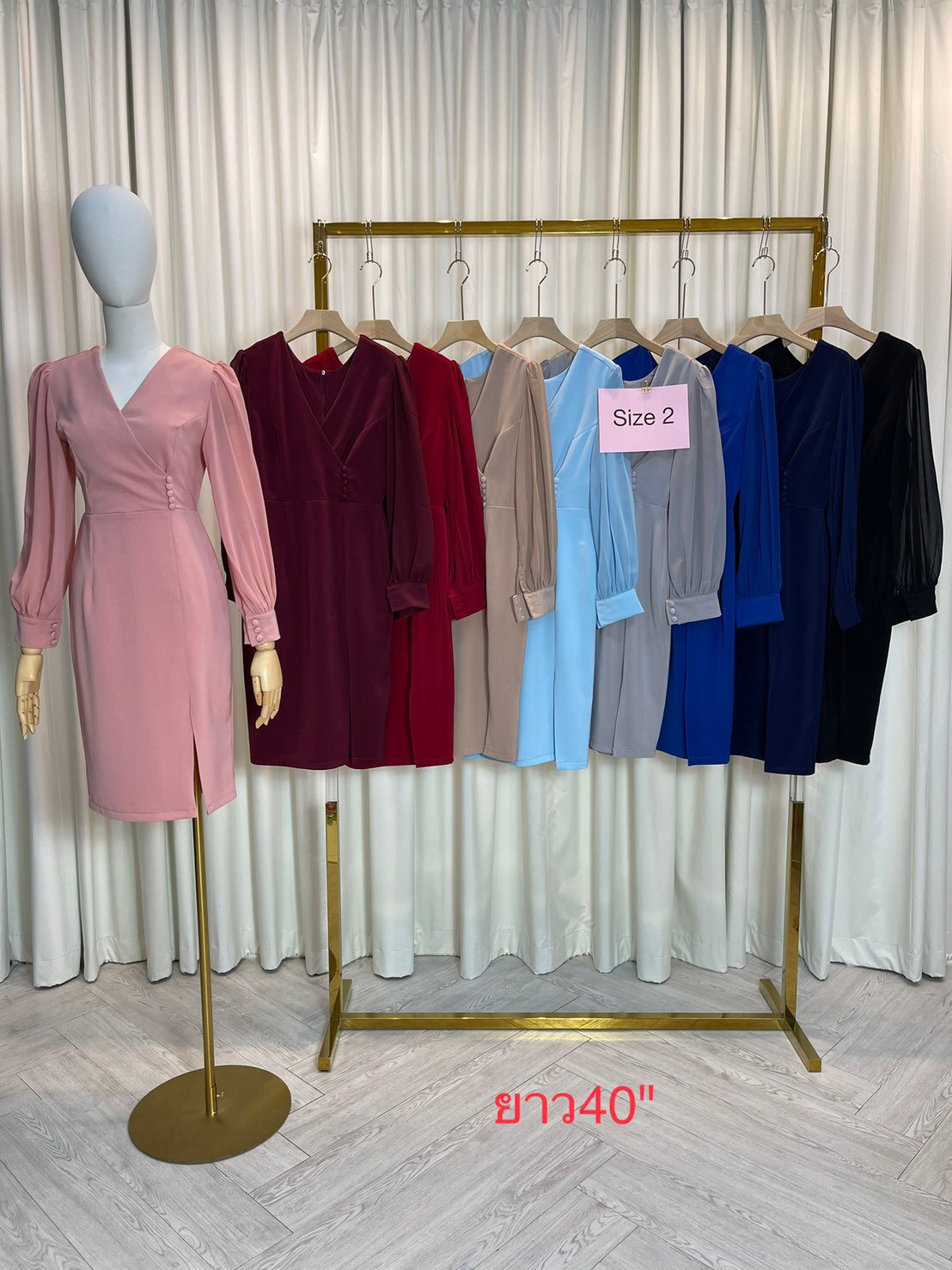 kudapy เดรสสั้นใส่ออกงานสีเทา/กรมท่า/ดำ/ชมพู/แดงเลือดหมู/โอวัลติน เดรสคอวี แขนยาวแต่งชีฟอง กระดุมข้างตัว ผ้าฮานาโกะ ผ้ายืดเนื้อดีทิ้งตัว