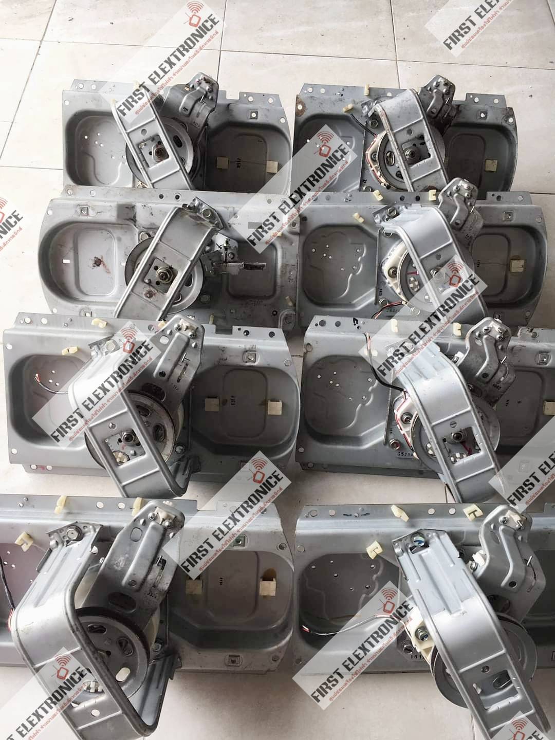 แกนซัก HITACHI อะไหล่ถอด สภาพอาจแตกต่างกัน พาร์ท PTSF-80J*010 SF-80K SF-80KJ SF-90KJ SF-90KJS SF-95KJ และรุ่นอื่นๆ