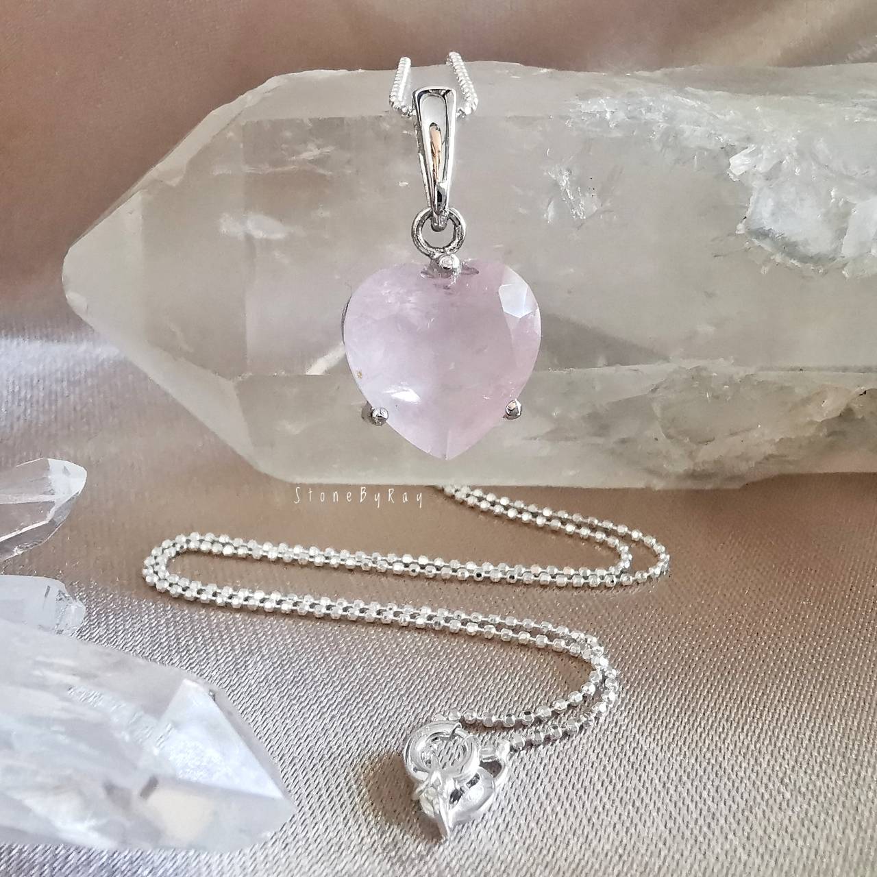 สร้อยคอเงินจี้หัวใจโรสควอตซ์ Rose Quartz