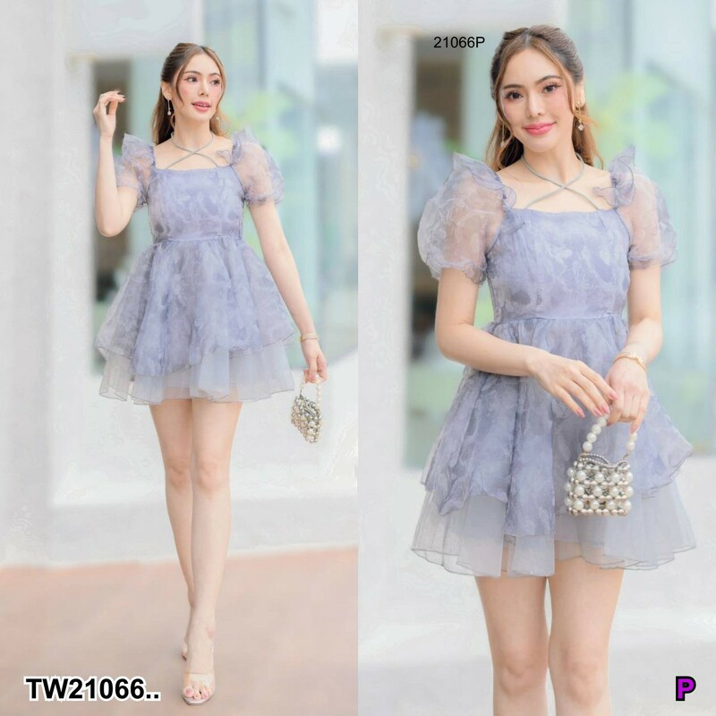 kudapy เดรสสั้นสีขาว/สีชมพู/สีเทา แขนตุ๊กตา ผ้าย่นแต่งกลิตเตอร์ ใส่แล้วไม่ร้อน โทนสีใส่ง่าย ดีไซน์สวย