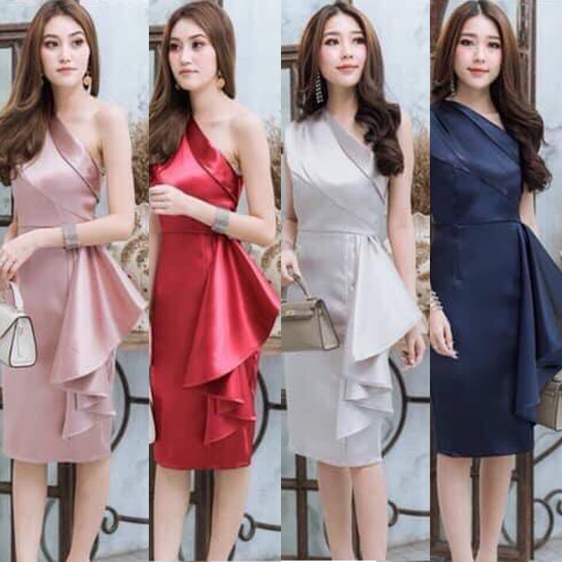 kudapy ชุดราตรีสั้นไหล่เฉียงจับจีบเอวแต่งระบายเลเยอร์ข้าง สีฟ้า ,โอวัลติน ,กรมท่า ,แดง ,ชมพูกลีบบัว ,เทา, เขียวอ่อน ,โอรส ,ชมพูโรสโกลด์