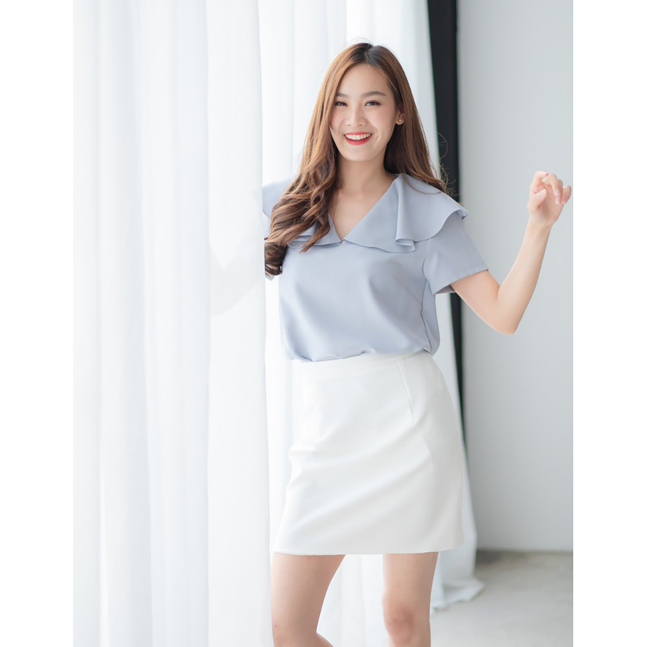 kudapy เสื้อสีเทาฟ้า ชมพู ดำ ขาว คอระบายคอทรงพลิ้ว รุ่นนี้น่ารักสไตล์ญี่ปุ่น (เฉพาะเสื้อ)