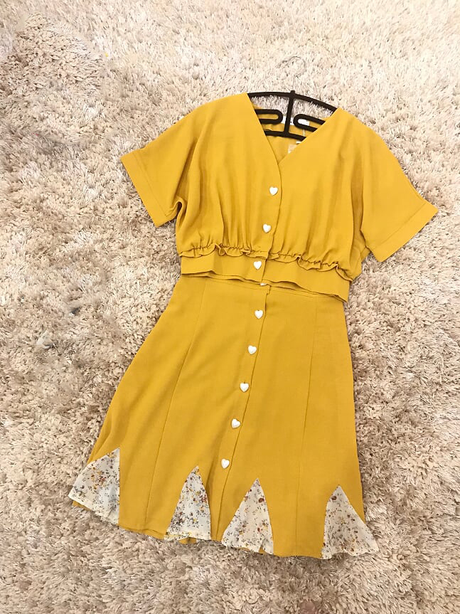 ชุดเข้าเซทสีเหลืองมัสตาร์ด