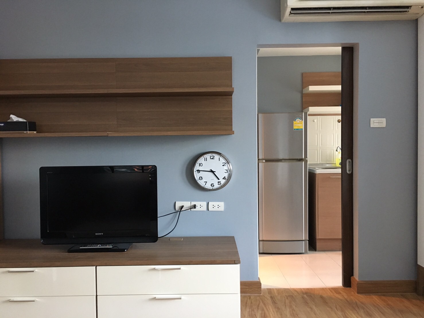 ให้เช่า ไอวี่ รัชดา Studio Room corner พร้อมเข้าอยู่