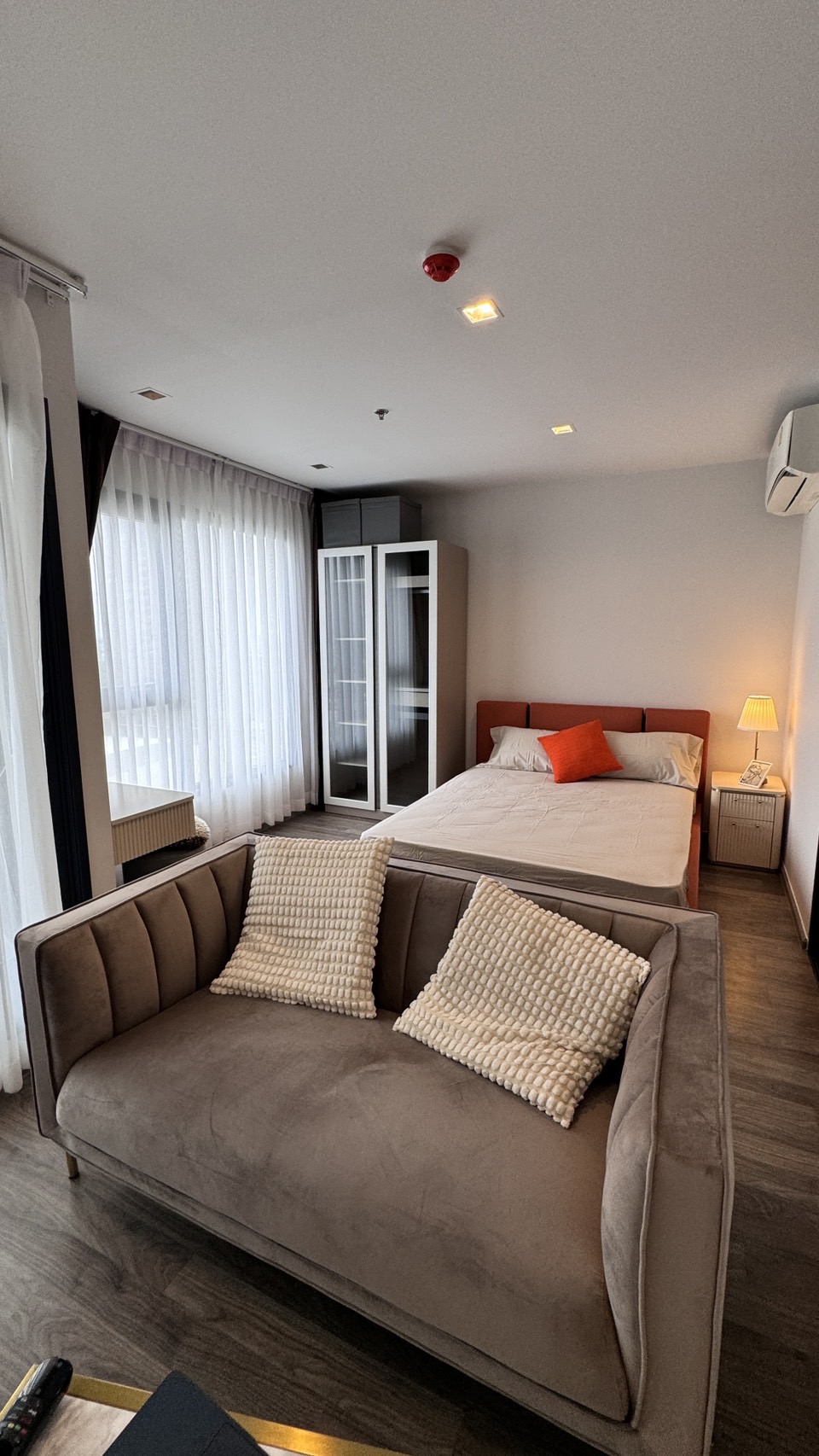 ปล่อยเช่าคอนโด Life Ladprao Valley (ไลฟ์ ลาดพร้าว แวลลีย์) - Studio 1ห้องน้ำ 1ห้องครัว - ใกล้ BTS ห้าแยกลาดพร้าว MRT พหลโยธิน - ขนาดห้อง 28.76 ตรม. ชั้น