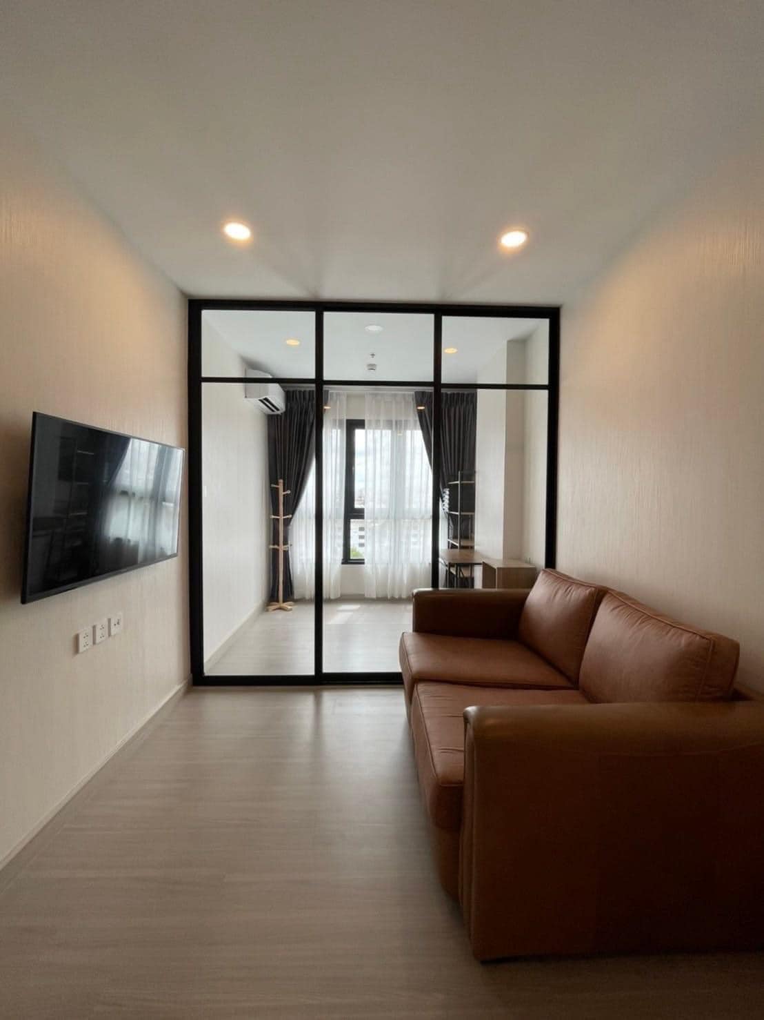 ปล่อยเช่าคอนโด Supalai Lite Thaphra-Wongwian Yai (ศุภาลัย ไลท์ ท่าพระ-วงเวียนใหญ่) - 1ห้องนอน 1ห้องทำงาน 1ห้องน้ำ 1ห้องนั่งเล่น - ใกล้ MRT ท่าพระ - ขนาดห้อง 43.5 ตรม. ชั้น 9