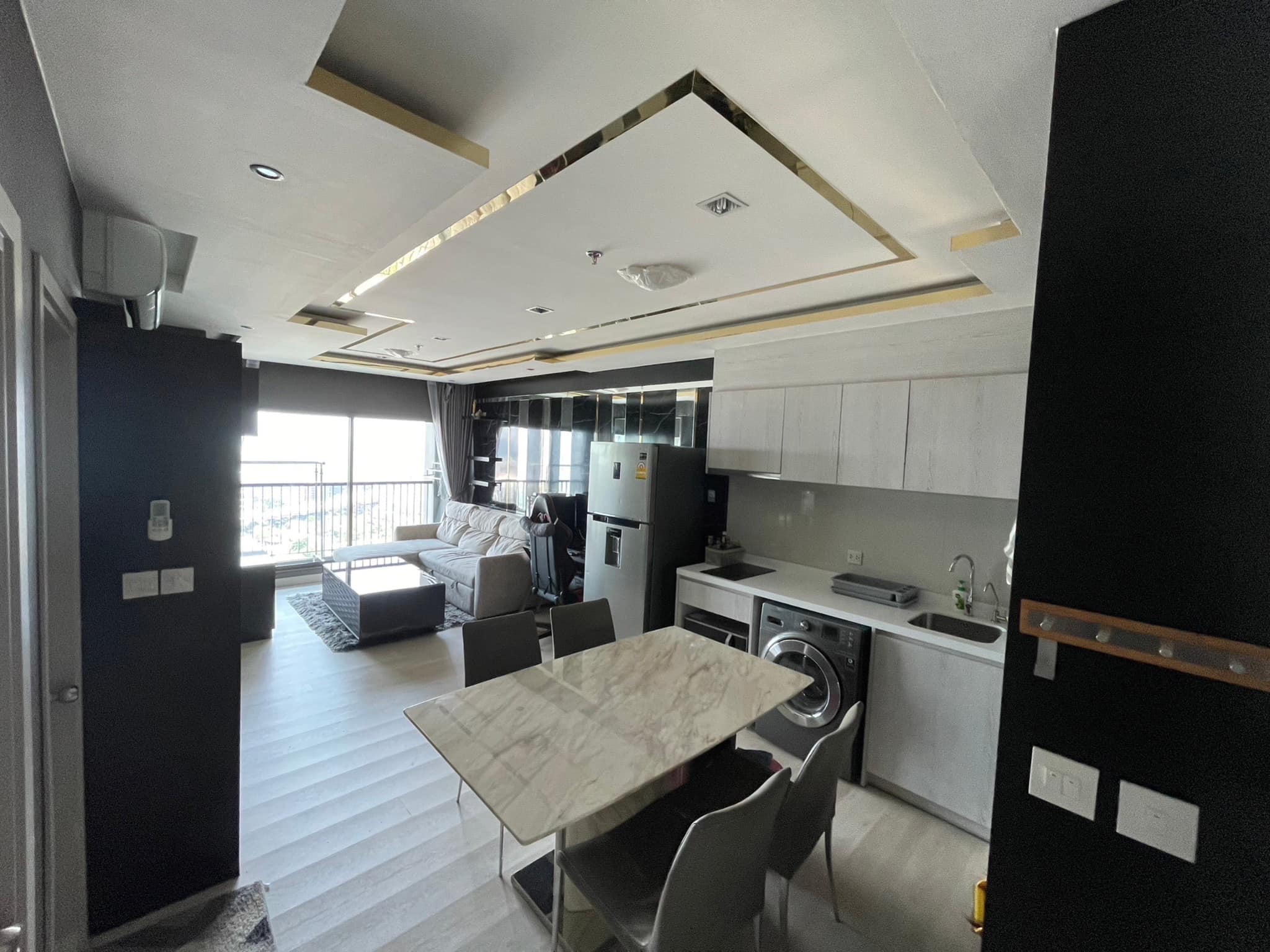 ให้เช่าห้องน่าอยู่ 2ห้องนอน2ห้องน้ำ ตแกต่งอย่างดี สอบถามแอด Line ID : Smile-easy ที่ Life Sukhumvit 48 (ไลฟ์ สุขุมวิท 48)