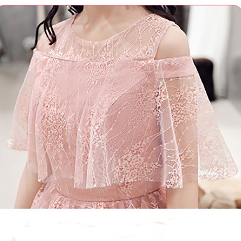 kudapy ชุดเดรสออกงานสีชมพูโอรส ตัวเสื้อผ้าลูกไม้ เปิดไหล่ ปิดต้นแขน