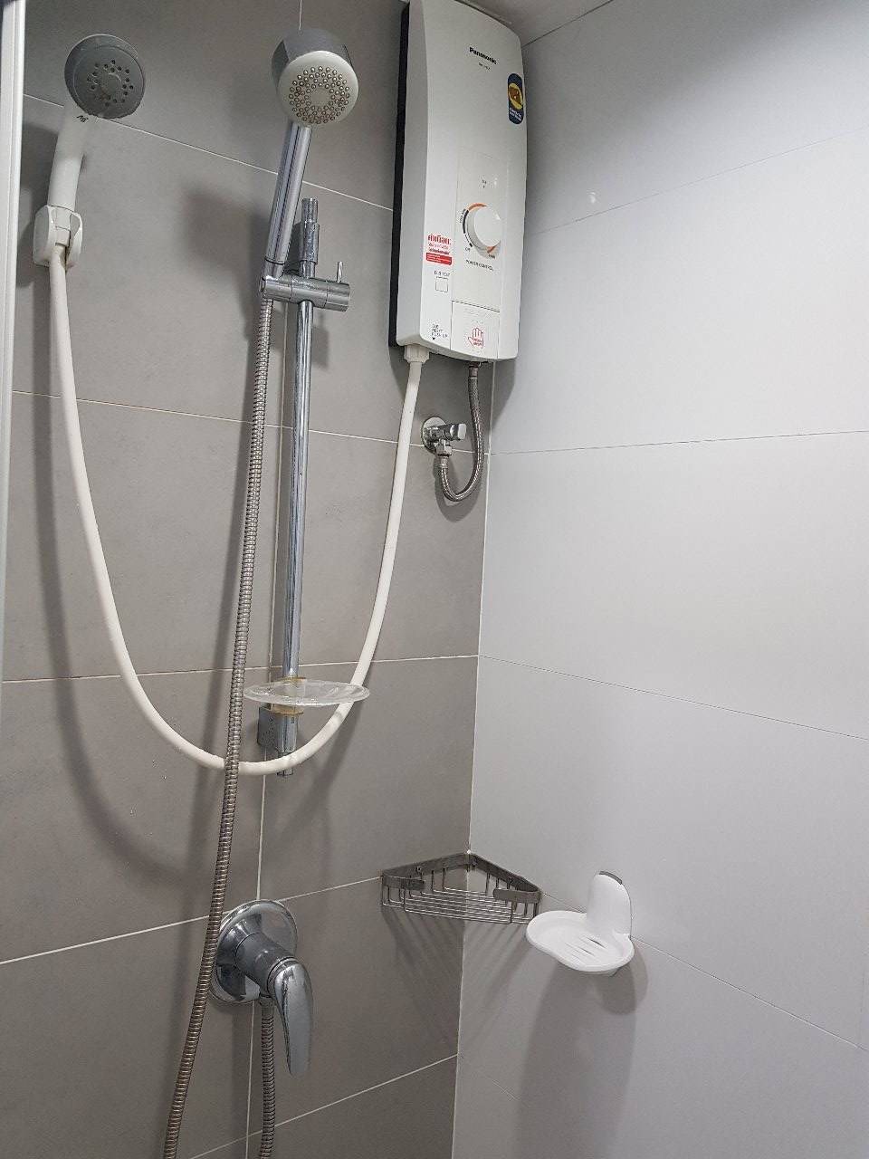 ให้เช่าคอนโด Lumpini Place Rama 4 - Kluaynamthai (ลุมพินี เพลส พระราม 4 - กล้วยน้ำไท) High Rise โซนพื้นที่ BTS เอกมัย ห้องแบบ 1ห้องนอน 1ห้องน้ำ ขนาดห้อง 28.62 ตรม. ชั้น 25