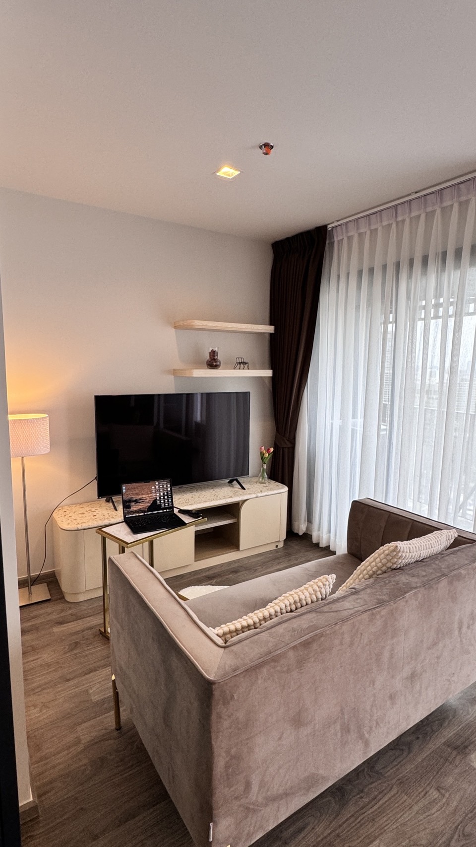 ปล่อยเช่าคอนโด Life Ladprao Valley (ไลฟ์ ลาดพร้าว แวลลีย์) - Studio 1ห้องน้ำ 1ห้องครัว - ใกล้ BTS ห้าแยกลาดพร้าว MRT พหลโยธิน - ขนาดห้อง 28.76 ตรม. ชั้น