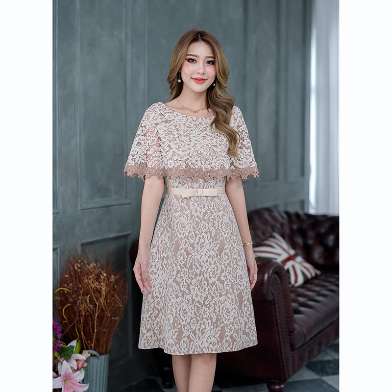 kudapy เดรสสั้นสีทูโทน/ชมพู/น้ำตาล/ทอง/เทา ผ้าลูกไม้อัดกาว ทรงจะสวยได้รูปไม่นิ่มไม่ย้วยจนเกินไป ด้วยผ้าลูกไม้คลุมไหล่