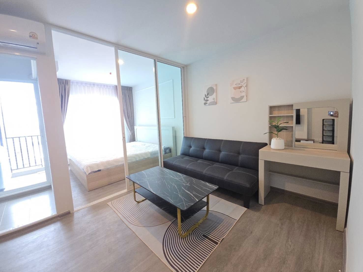 คอนโด Regent home bangna (รีเจ้นท์ โฮม บางนา) High Rise โซนพื้นที่ BTS บางนา ให้เช่าห้องแบบ 1ห้องนอน 1ห้องน้ำ 1ครัวปิด ขนาดห้อง 28 ตรม. ชั้น 30 ตึก D