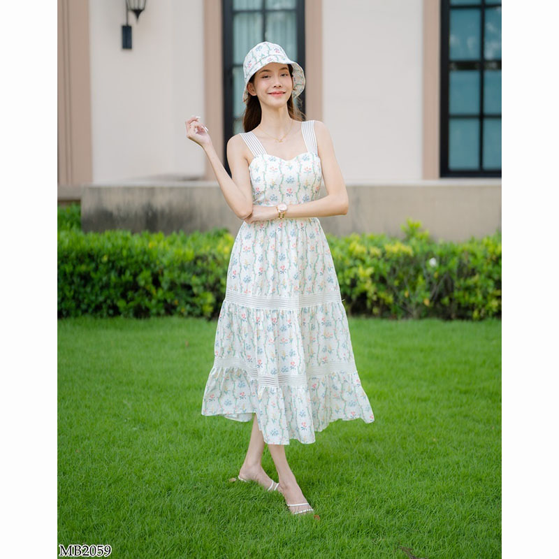 kudapy เดรสยาวสีขาว/สีฟ้า เดรสลายดอก+หมวก ลายดอกไม้สวยดูดี ใส่เที่ยวทะเล เบาสบายมากๆ