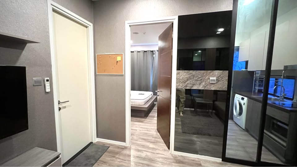 ขายคอนโด Brown Ratchada 32 (บราวน์ รัชดา 32)1 Bedroom Plus (มีเพียง 24 ยูนิตในโครงการ) ขนาด: 34.82 ตร.ม. | ชั้น 3 | ห้องมุม เป็นส่วนตัว ไม่มีคนเดินผ่าน