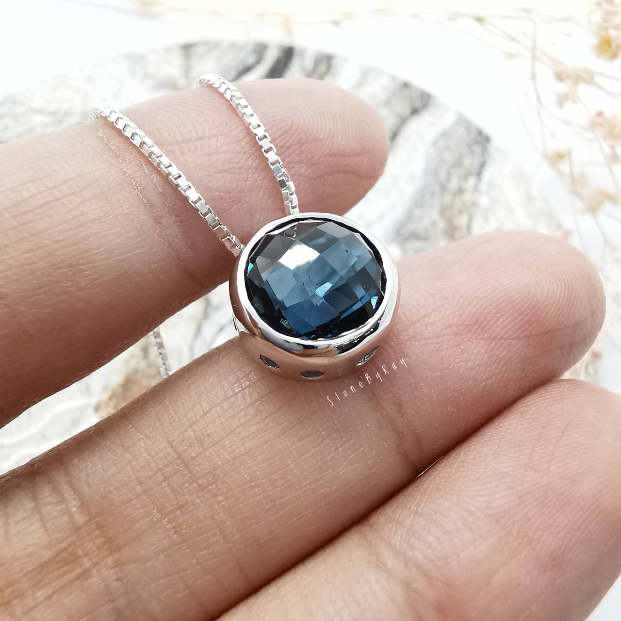 สร้อยคอเงินจี้พลอยลอนดอนบลูโทพาส London Blue Topaz