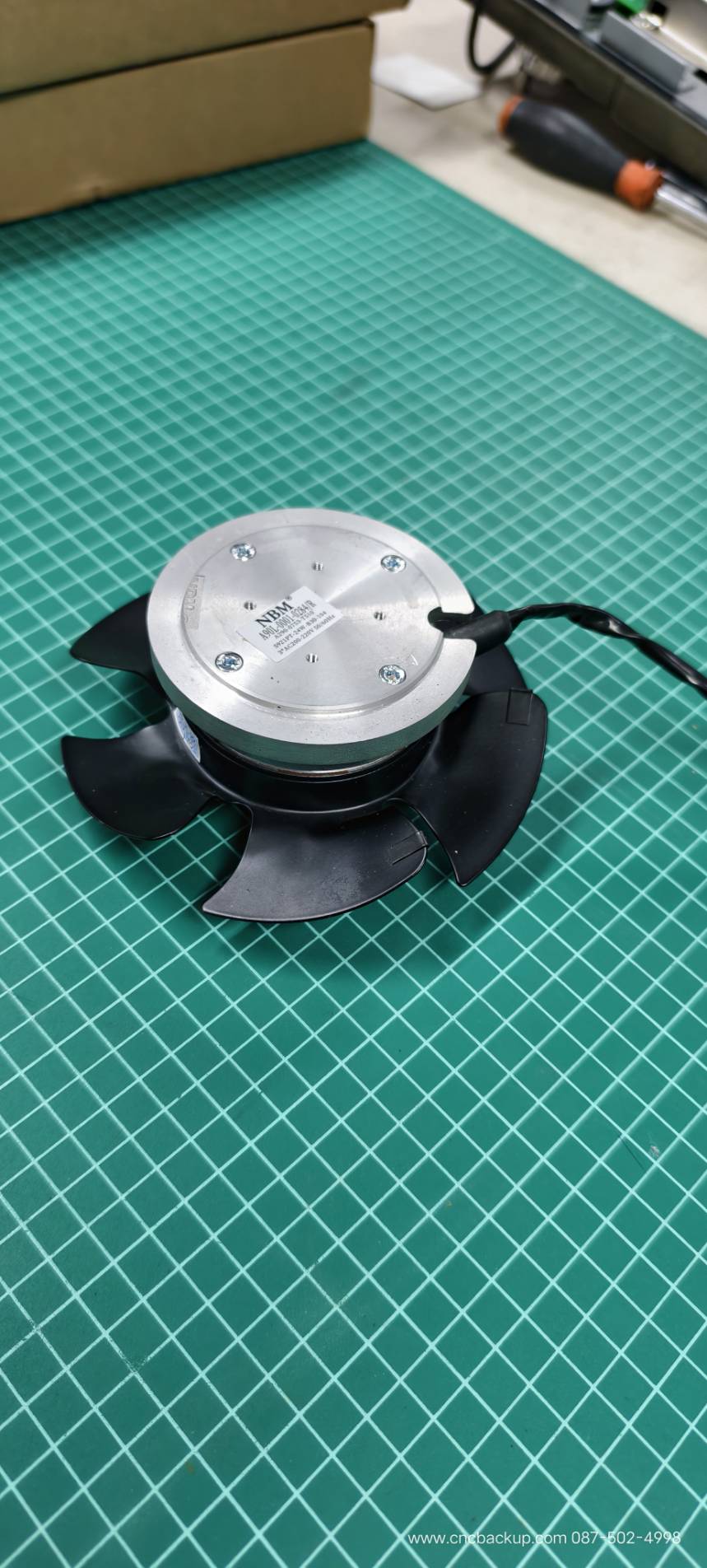 FANUC A90L-0001-0284/R SPINDLE FAN MOTOR