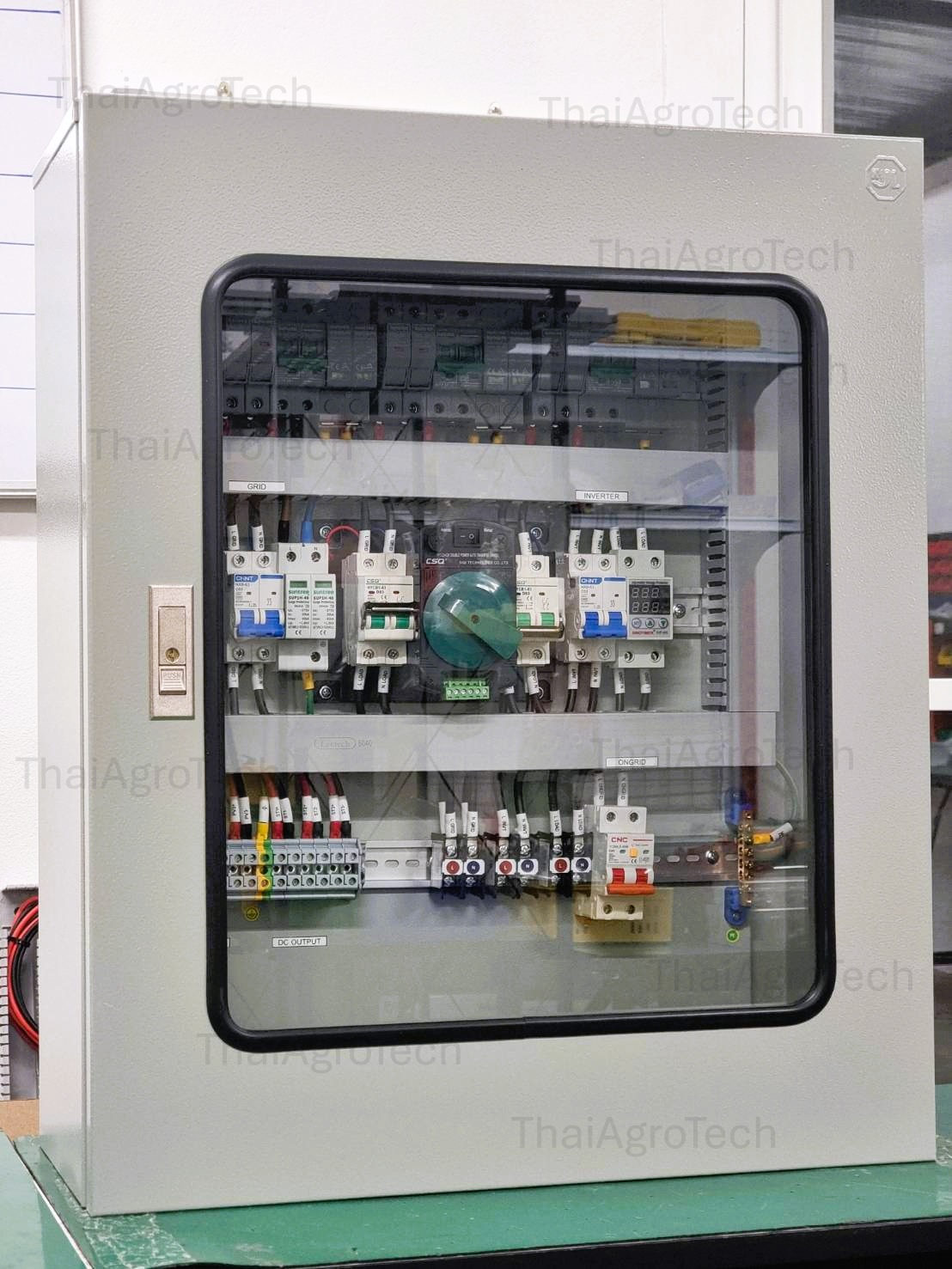ตู้ไฟ ตู้คอมบายเนอร์ สำหรับระบบโซล่าเซลล์แบบ ออนออฟกริดไฮบริด 3สตริง 1เฟส AC-DC Combiner On/Off-Grid Hybrid 3 String 1Phases