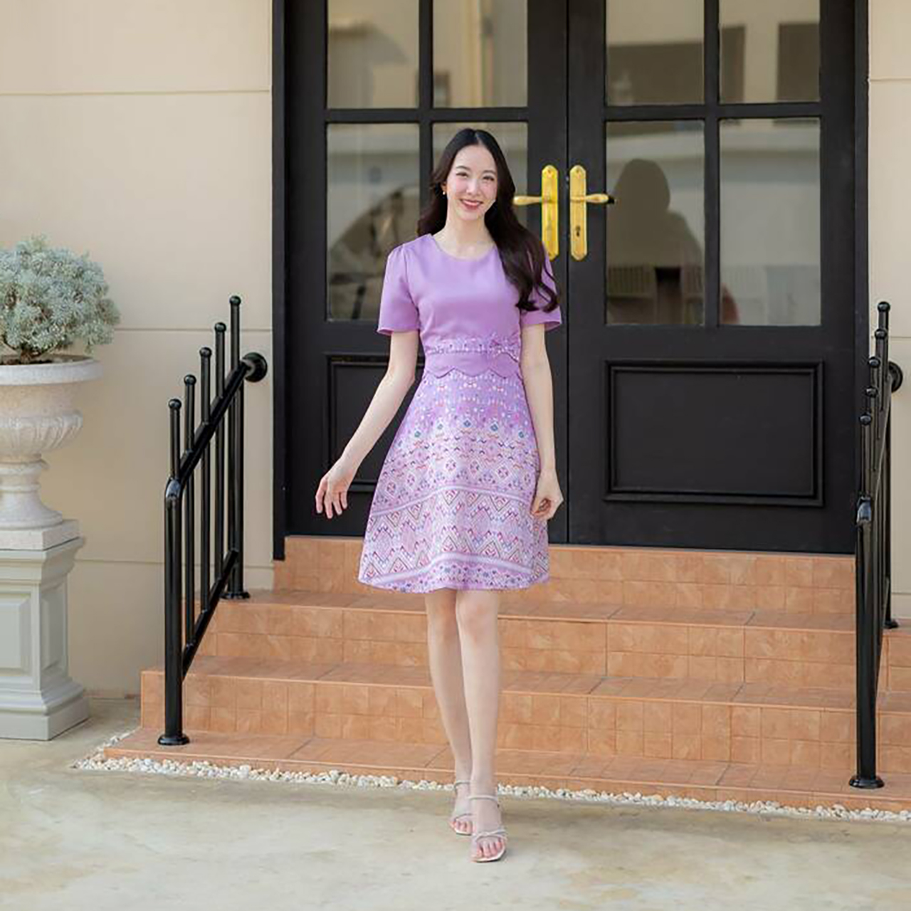 kudapy เดรสสั้นสีม่วง/สีเหลือง ผ้าไทยกระโปรงบานแต่งโบว์เอว