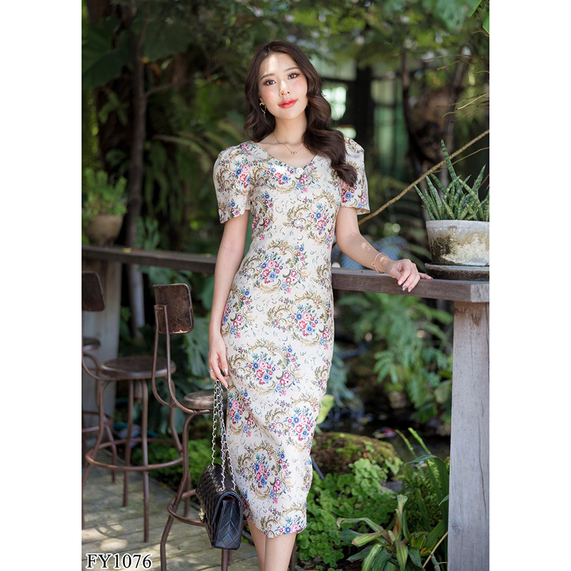 kudapy เดรสยาวสีชมพู/สีครีม แขนตุ๊กตากระดุมมุก สวยดูดี