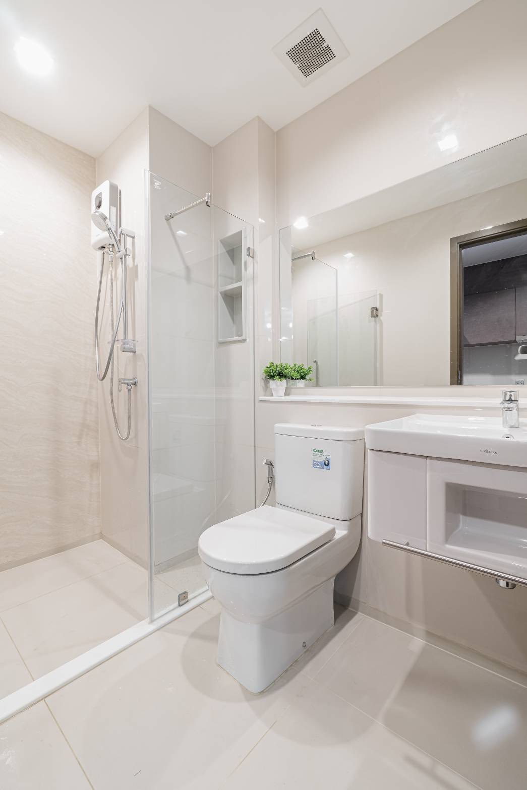 ให้เช่า (ไลฟ์ ลาดพร้าว แวลลีย์) High Rise โซนพื้นที่ BTS ห้าแยกลาดพร้าว ห้องแบบ 1ห้องนอน 1ห้องอเนกประสงค์ 1ห้องน้ำ