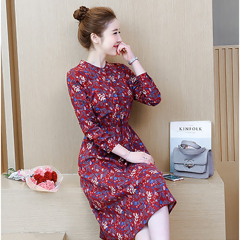kudapy เดรสสั้นสีกรม-สีแดง ผ้าฝ้ายแขนยาว พิมพ์ลายใบไม้ เอวจั้ม มีกระเป๋าทั้ง2ข้าง ปลายแขนมีกระดุม ผ้าใส่สบาย