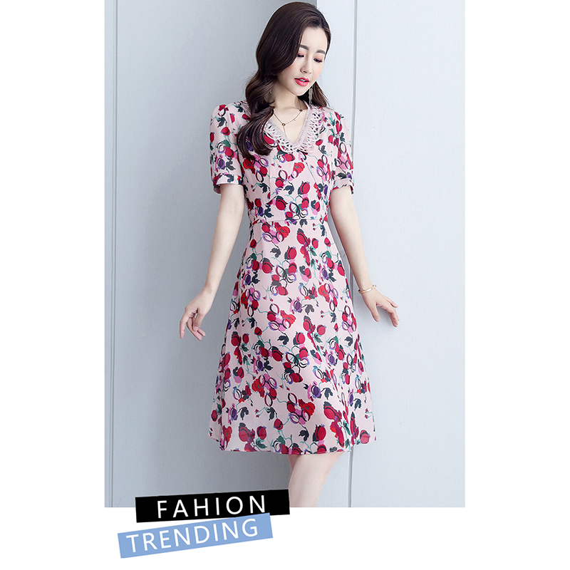 kudapy ชุดเดรสใส่ทำงาน ผ้าชีฟองเนื้อดีโทนสีชมพู พิมพ์ลายดอกไม้โทนสีแดง