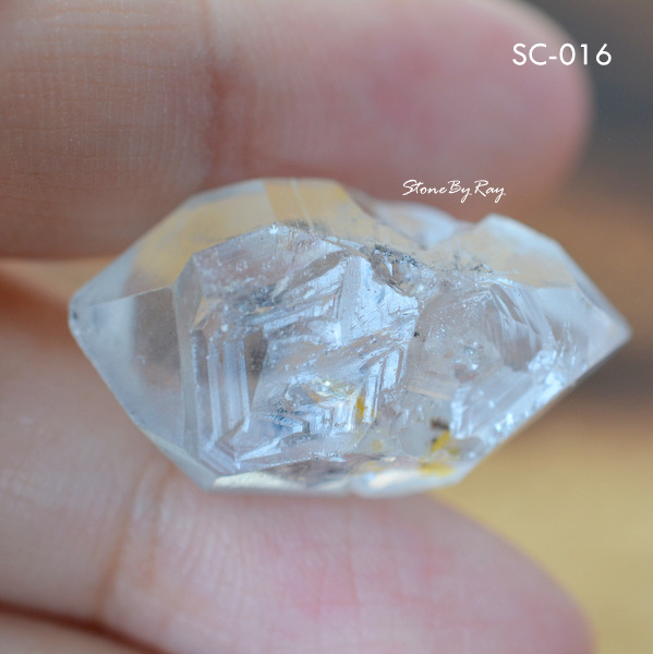 หินเฮอร์คิเมอร์ไดม่อน(Herkimer Diamond)