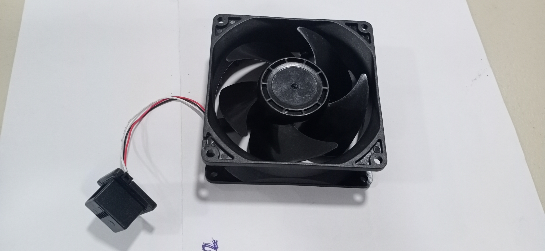 A90L-0001-0578 9WF0924S203 SanAce92WF