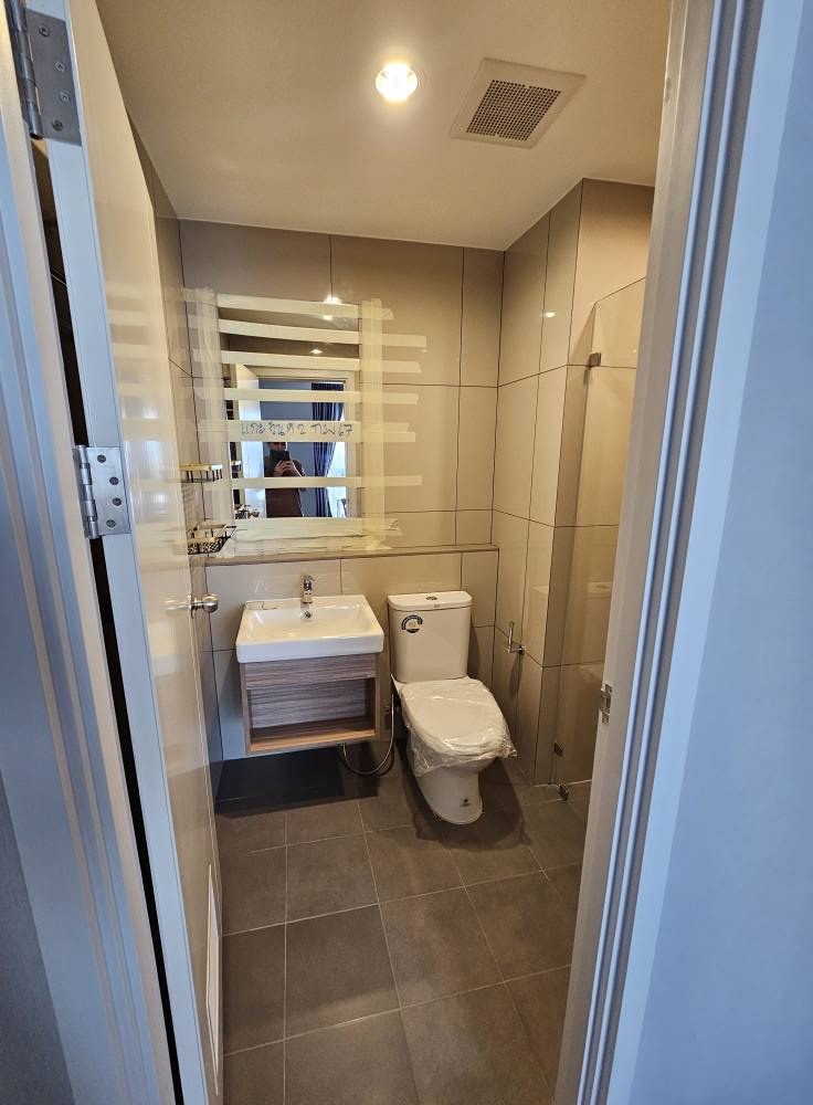 ให้เช่าคอนโด The Tree Hua mark Interchange (เดอะ ทรี หัวหมาก อินเตอร์เชนจ์) - โซนพื้นที่ MRT ลำสาลี รามคำแหง เดอะมอลล์ - ห้องแบบ 2ห้องนอน 2ห้องน้ำ - ขนาดห้อง 42 ตรม. ชั้น 18 ตึก C จอดรถได้ 1 คัน