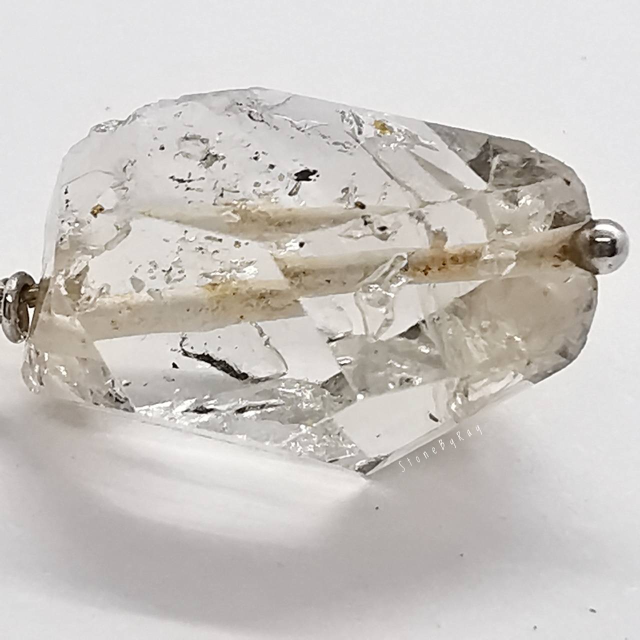 สร้อยคอเงินจี้หินเฮอร์คิเมอร์ไดม่อน Golden Enhydro Herkimer Diamond