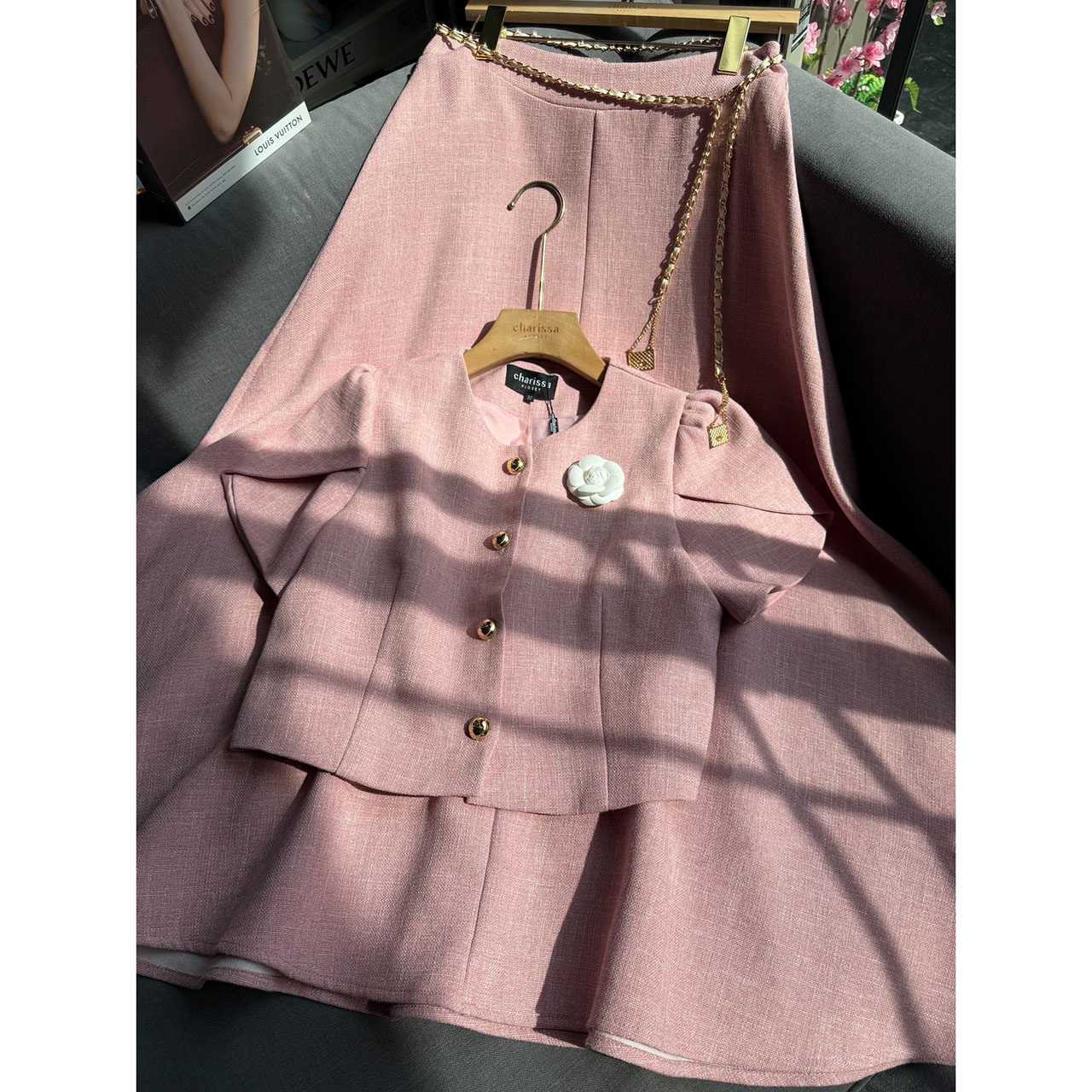 kudapy เซ็ทเสื้อแขนตุ้กตา เสื้อ กระโปรงเอวสูง เข็มกลัดดอกไม้ เข็มขัดโซ่