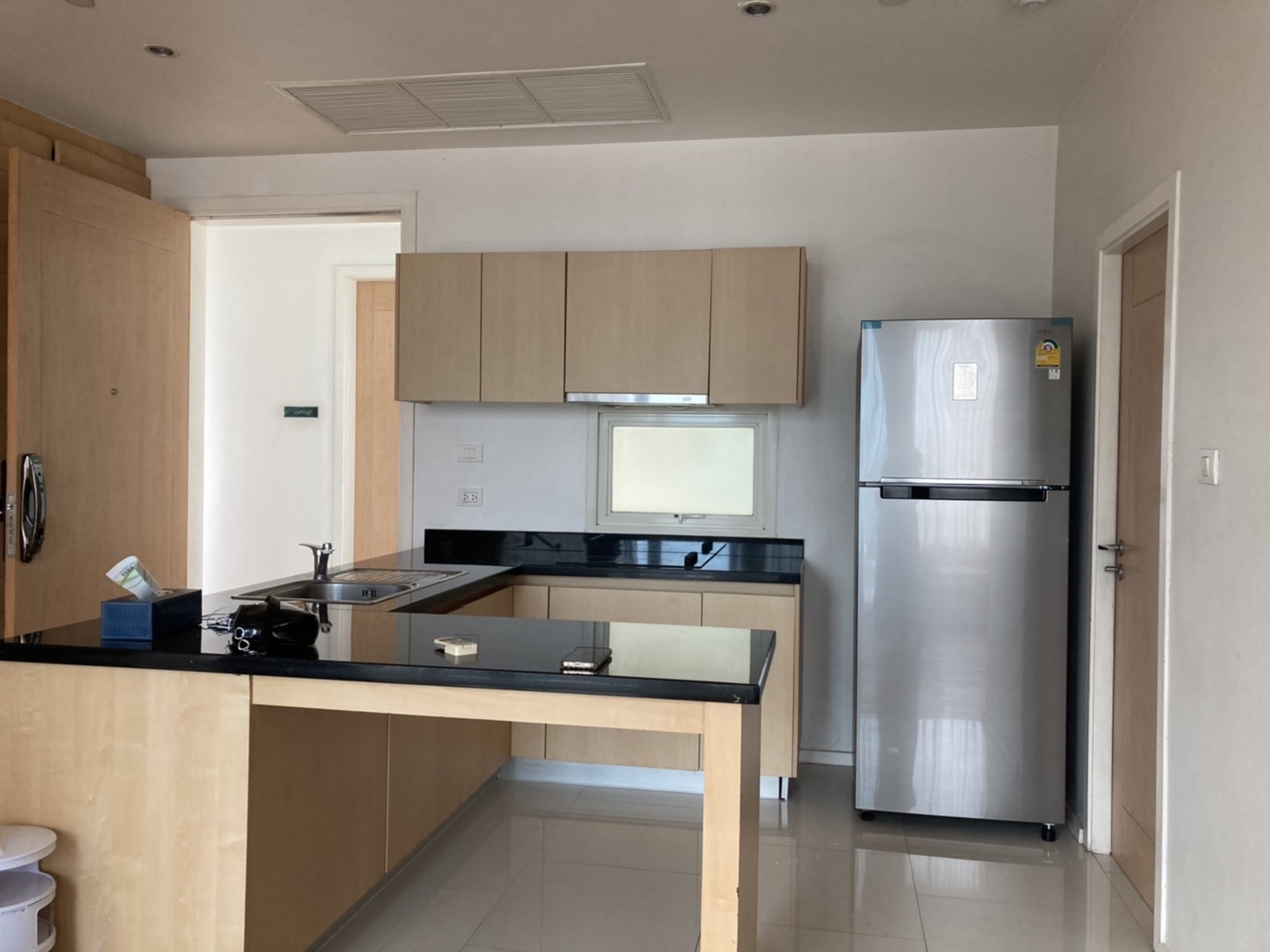 ให้เช่าคอนโด Wind Ratchayothin (วินด์ รัชโยธิน) - ห้องว่างพร้อมอยู่ 2ห้องนอน2ห้องน้ำ - การเดินทาง: รถไฟฟ้า BTS รัชโยธิน - 2ห้องนอน 1 ห้องนั่งเล่น 2ห้องน้ำ