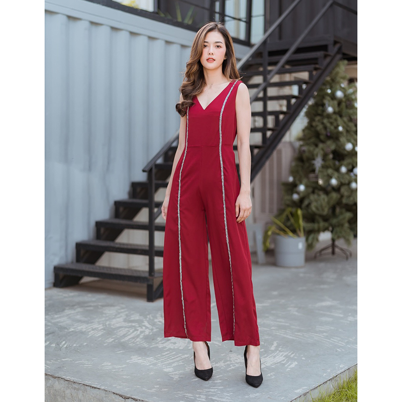 kudapy จั้มสุทสีแดงขายาว แขนกุดปักเลื่อมสวยดูดี