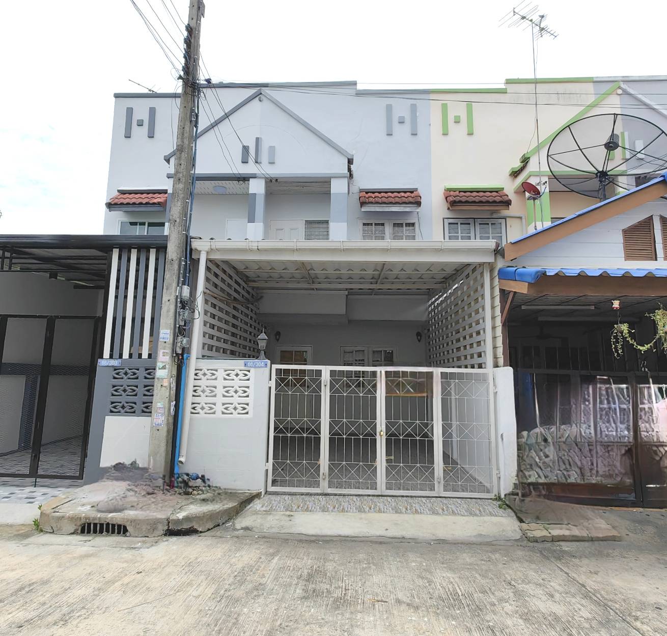 บ้านแสงตะวัน ตกแต่งใหม่ 2 ชั้น ฟรีเฟอร์นิเจอร์ ธัญบุรี คลอง11 ปทุมธานี กู้ธนาคารหรือผ่อนบริษัทได้2 Storey Town House Thayaburi Pathum Thani 0909897810