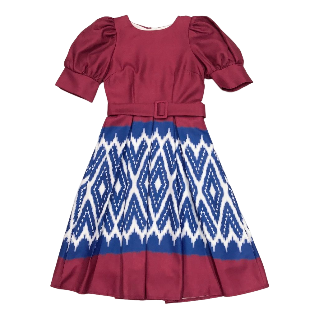 kudapy เดรสสั้นผ้าไทยคอกลมแขนตุ๊กตาสีฟ้าขาว/สีแดงฟ้า มีเข็มขัดผ้ารัดเอว เดรสลายไทยทรงบาน