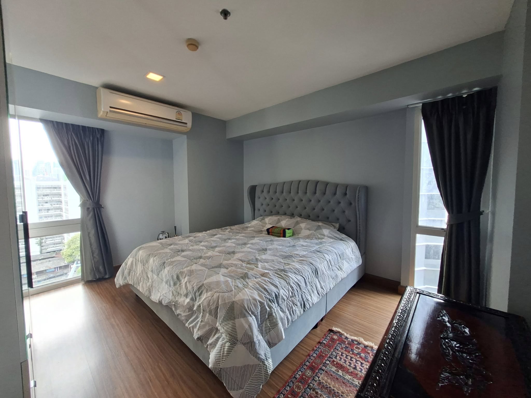 ให้เช่าคอนโด My Resort Bangkok (มาย รีสอร์ท แบงค์คอก) 2ห้องนอน / 1ห้องน้ำ ขนาด 65 ตรม. ชั้น 12 ตึก A ค่าเช่า 30,000 ต่อเดือน รถไฟฟ้า MRT เพชรบุรี / มศว