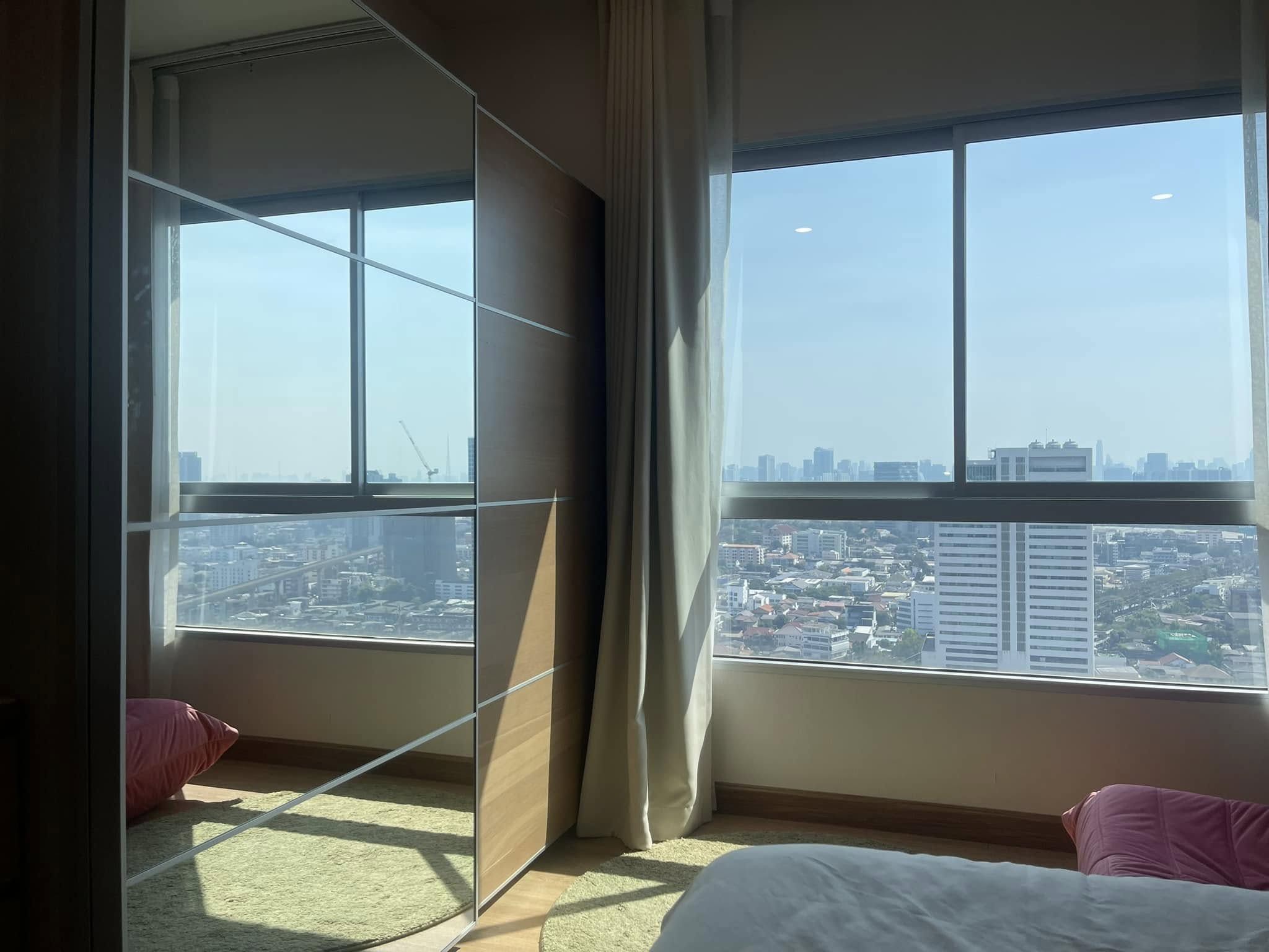 ปล่อยเช่า Supalai Veranda Ratchavipha-Prachachuen (ศุภาลัย เวอเรนด้า รัชวิภา-ประชาชื่น) - โซนพื้นที่ ประชาชื่น 1ห้องนอน 1ห้องน้ำ - ขนาดห้อง 44 ตรม. ชั้น 29 ตึก center - ให้เช่า 14,000 ต่อเดือน